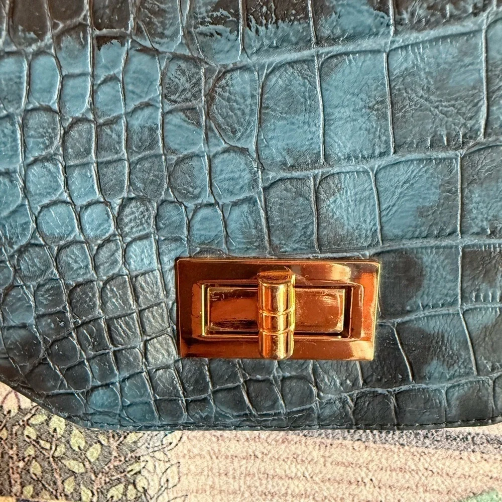 Gude Womens Handbag Crossbody Removable Strap NY, Paris Theme Blue Croc Pattern